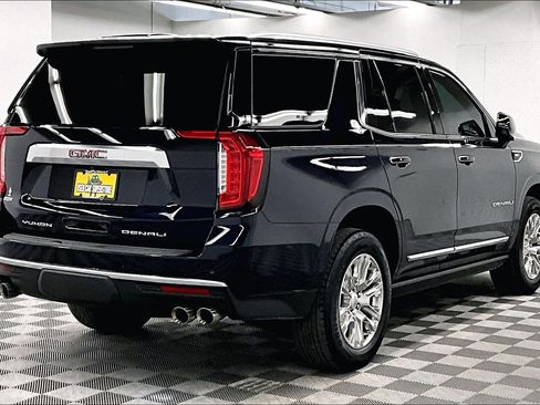 Used 2023 GMC Yukon Denali AWD/4WD image 13