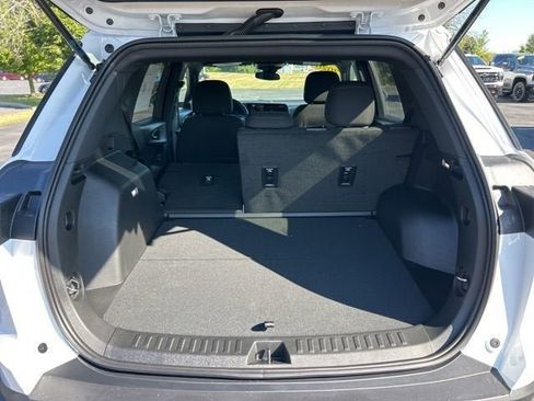 New 2026 Chevrolet Equinox LT image 28