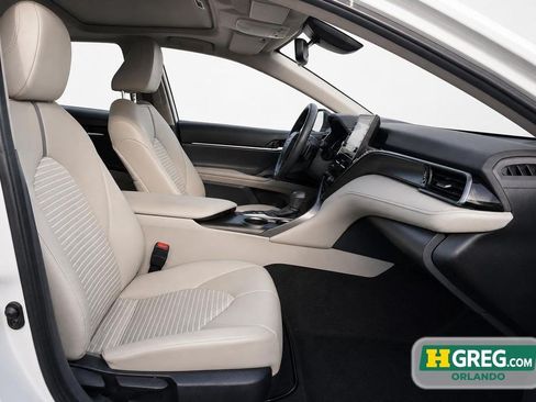 Used 2024 Toyota Camry SE w/ Audio Upgrade Package FWD image 15