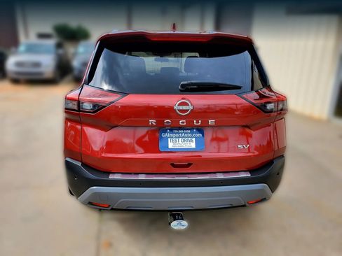 Used 2023 Nissan Rogue SV w/ SV Premium B Package FWD image 11
