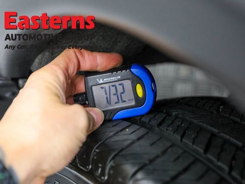 Used 2022 Nissan Rogue SV image 47