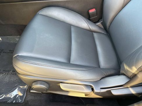 Used 2024 MAZDA MAZDA3 s image 26