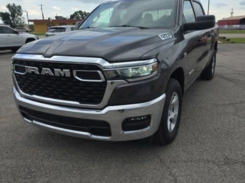 New 2026 RAM 1500 Big Horn AWD/4WD image 9