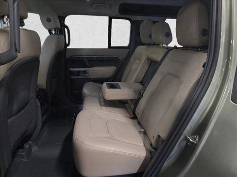 Certified 2023 Land Rover Defender 110 SE AWD/4WD image 13