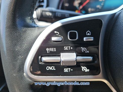 Used 2022 Mercedes-Benz GLB 250 4MATIC image 19