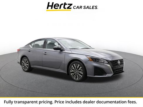 Used 2026 Nissan Altima 2.5 SV FWD image 1