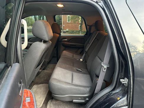 Used 2011 Chevrolet Tahoe LS w/ Convenience Package image 20