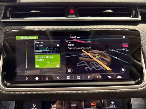 Used 2018 Land Rover Range Rover Velar S AWD/4WD image 18