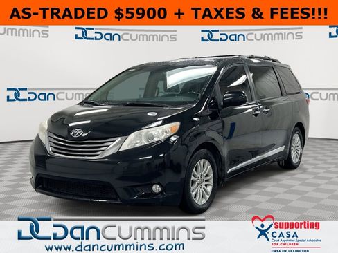Used 2016 Toyota Sienna XLE Premium image 1