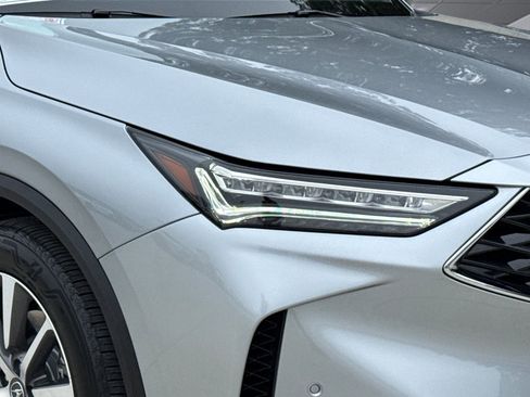 Used 2025 Acura MDX SH-AWD w/ Technology Package image 11