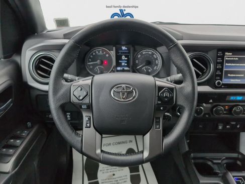 Used 2023 Toyota Tacoma TRD Sport image 15
