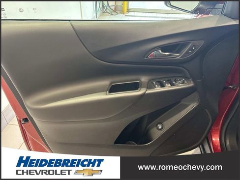 Certified 2024 Chevrolet Equinox LT w/ LPO, Floor Liner Package FWD image 10