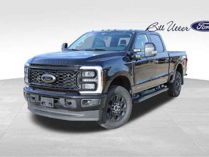 New 2026 Ford F250 Lariat w/ Black Appearance Package