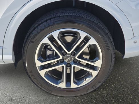 Certified 2025 Audi Q5 Premium w/ Convenience Package AWD/4WD image 27