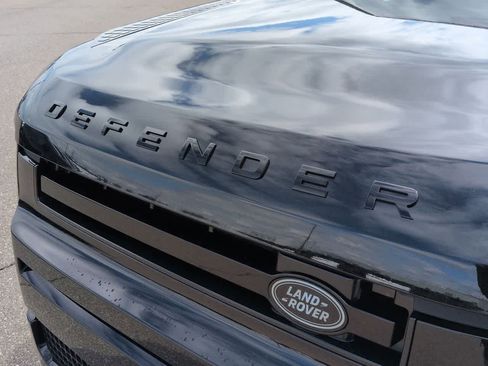 New 2026 Land Rover Defender 130 X-Dynamic SE AWD/4WD image 12