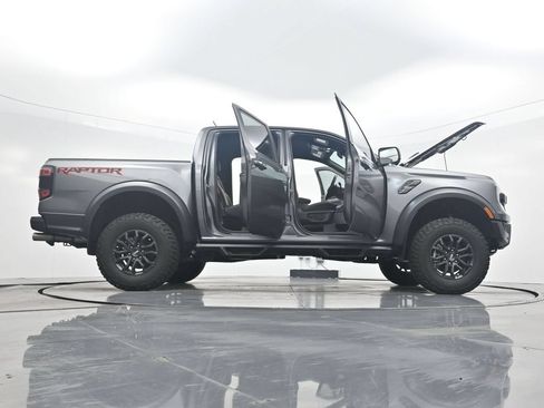 Used 2025 Ford Ranger Raptor AWD/4WD image 41