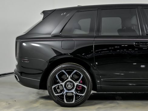 Used 2021 Rolls-Royce Cullinan -STARLIGHT-4 SEATER-WHITE GUTS image 13