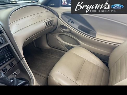 Used 2004 Ford Mustang GT image 37