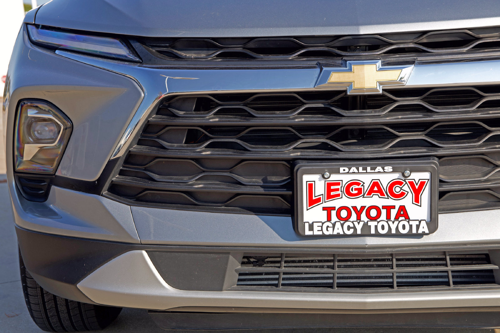 Used 2024 Chevrolet Blazer LT w/ Convenience Package FWD image 11