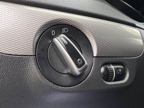 Used 2017 Volkswagen Jetta S image 10