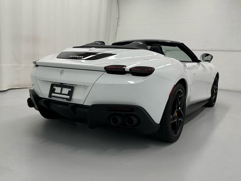 Used 2025 Ferrari Roma Spider RWD image 6
