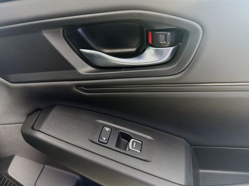 Used 2025 Honda Accord SE image 31
