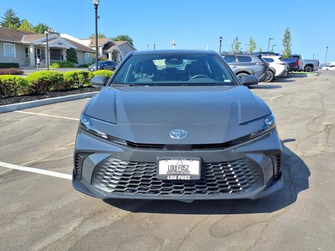 Certified 2025 Toyota Camry SE w/ Convenience Package AWD/4WD image 30