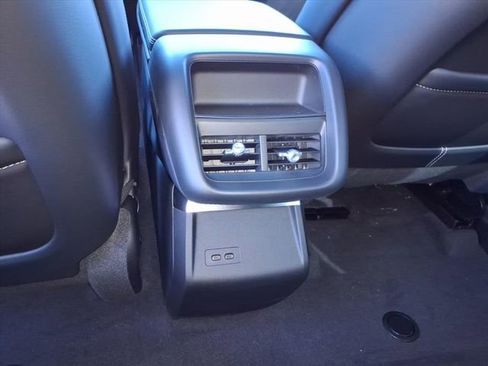 New 2026 Cadillac Lyriq Sport w/ LPO, Floor Liner Package AWD/4WD image 15