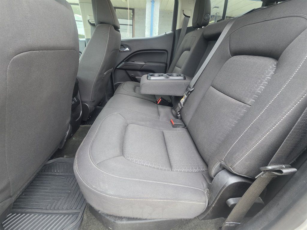 Used 2016 GMC Canyon SLE w/ SLE Convenience Package RWD image 5