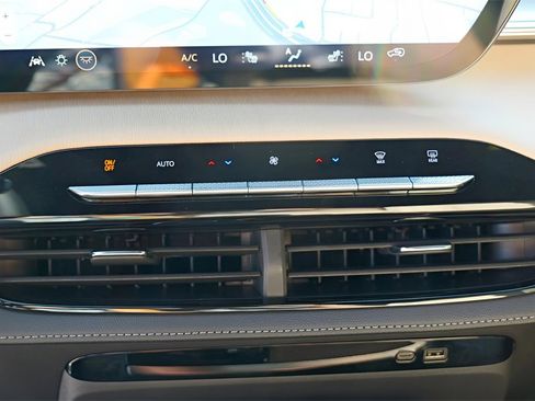 New 2026 Buick Enclave Preferred w/ Power Package image 16