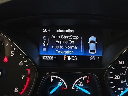 Used 2019 Ford Escape Titanium AWD/4WD image 12