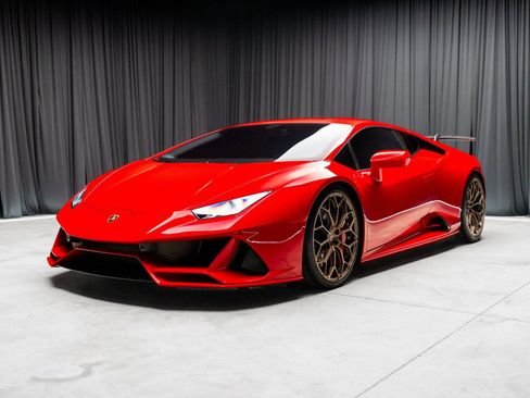 Used 2023 Lamborghini Huracan EVO AWD/4WD image 22