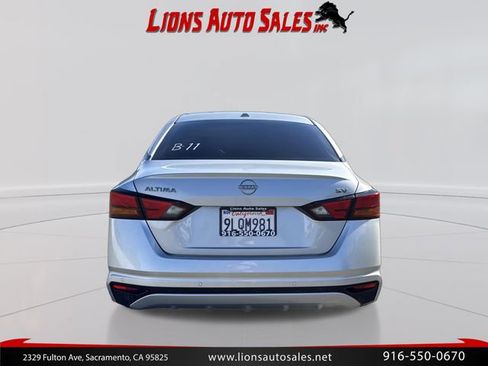 Used 2023 Nissan Altima 2.5 SV FWD image 6