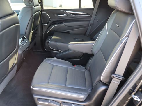 Used 2024 Cadillac Escalade Sport w/ LPO, ONYX Package AWD/4WD image 35