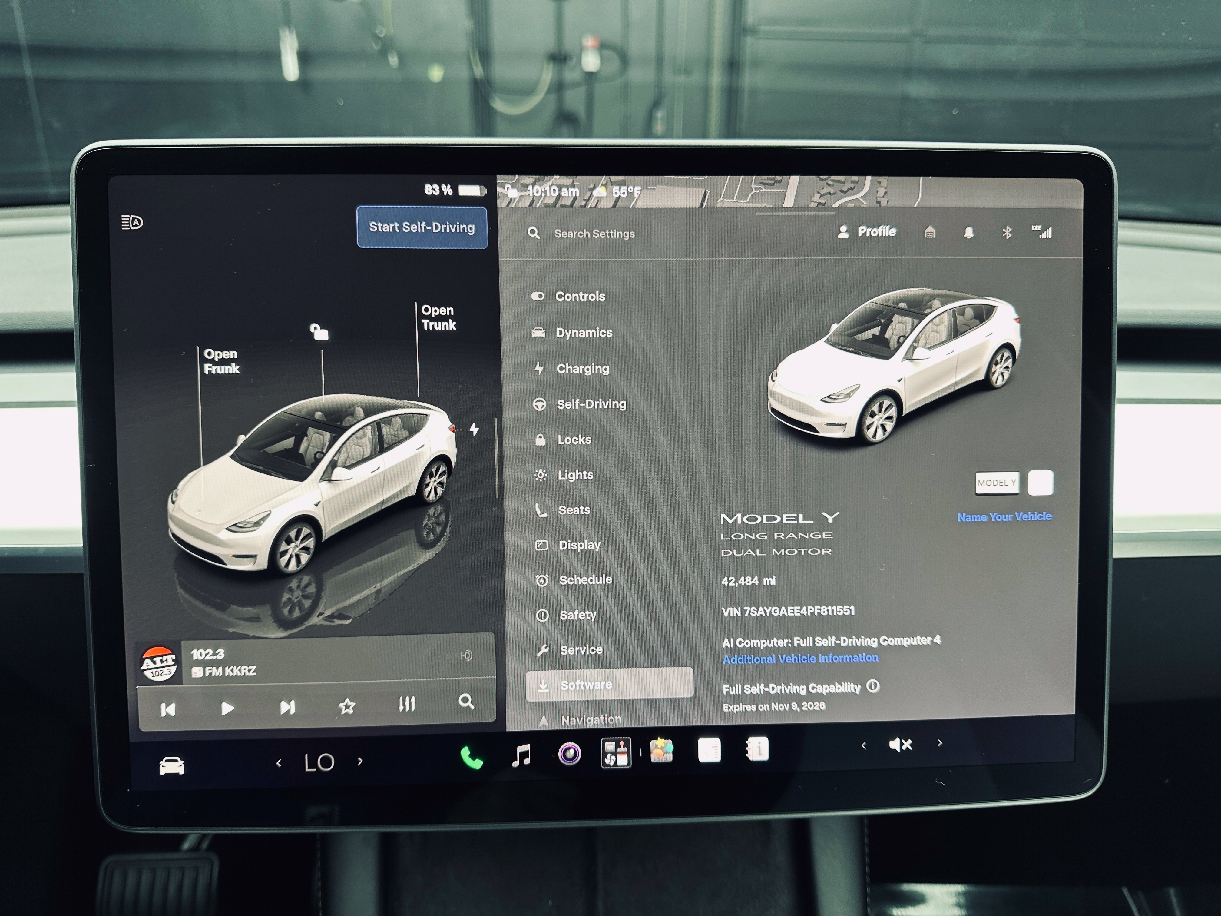 Used 2023 Tesla Model Y Long Range AWD/4WD image 2