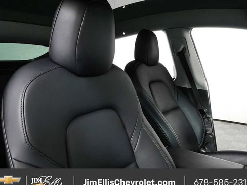 Used 2022 Tesla Model Y Performance image 21