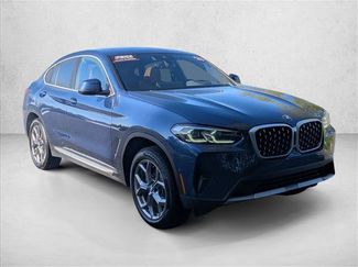 Used 2025 BMW X4 xDrive30i AWD/4WD video 3