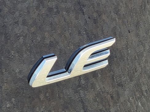 Used 2023 Toyota Corolla LE w/ LE Convenience Package FWD image 11