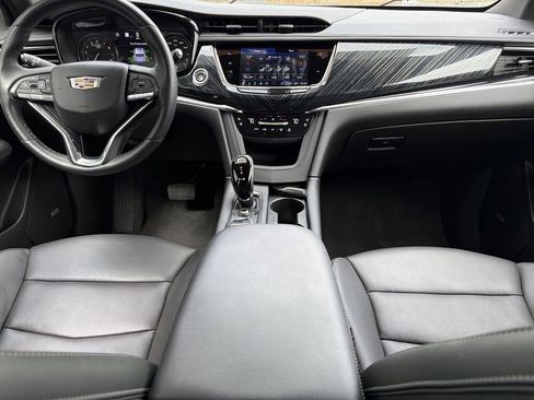 Certified 2023 Cadillac XT6 Premium Luxury w/ Technology Package image 23