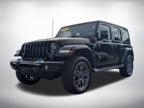 Used 2022 Jeep Wrangler Unlimited Sahara AWD/4WD image 7