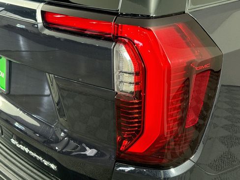 Used 2026 GMC Yukon Elevation RWD image 31