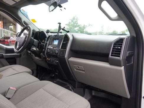 Used 2018 Ford F150 XLT w/ Trailer Tow Package AWD/4WD image 31