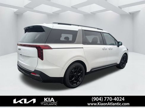 New 2026 Kia Carnival SX Prestige FWD image 4