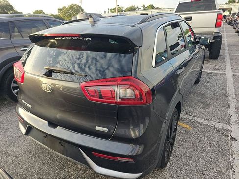 Used 2018 Kia Niro EX w/ EX Touring Graphite Edition FWD image 4