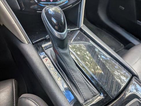 Used 2016 Cadillac XTS Platinum image 12