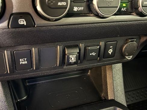 Used 2023 Toyota Tacoma TRD Off-Road AWD/4WD image 26