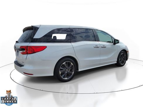 Used 2022 Honda Odyssey Elite image 4