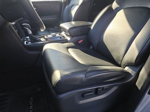 Used 2024 Nissan Armada SV image 23