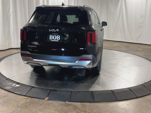 New 2026 Kia Sorento S image 9