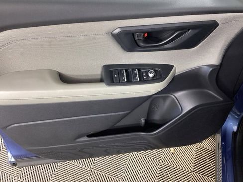 Certified 2025 Subaru Forester Premium w/ Protection Package image 15